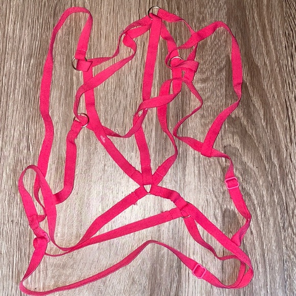 Exotic Body Harness Open Chest Cage Bra. - Picture 2 of 3